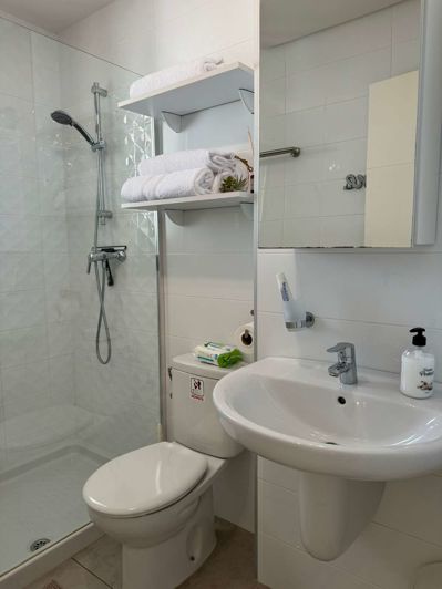 Image No.23-2 Bed Apartment for sale