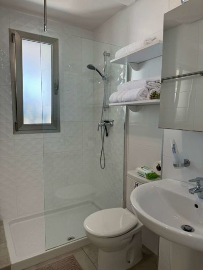 Image No.24-2 Bed Apartment for sale