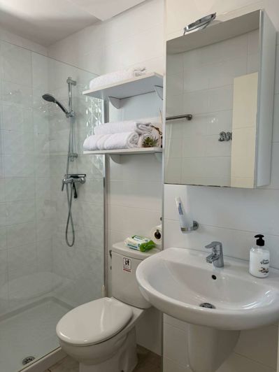 Image No.25-2 Bed Apartment for sale