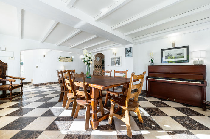 Image No.12-7 Bed Villa for sale