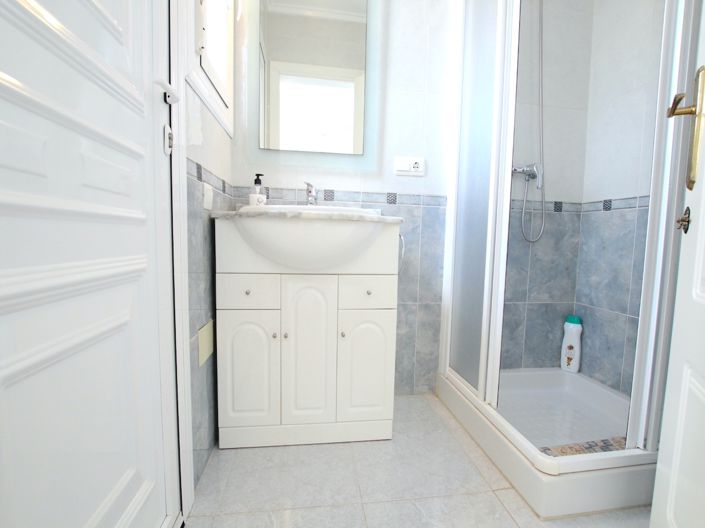 Image No.41-5 Bed Villa for sale