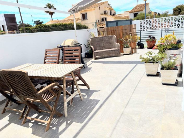 Image No.23-3 Bed Villa for sale