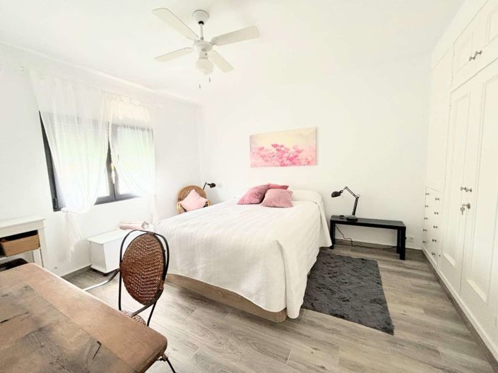 Image No.7-3 Bed Villa for sale