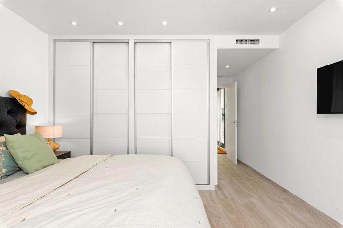 Image No.25-5 Bed Villa for sale