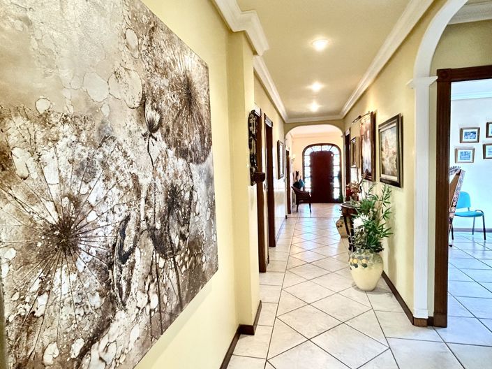 Image No.24-6 Bed Villa for sale