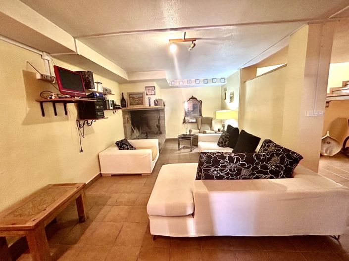 Image No.35-6 Bed Villa for sale