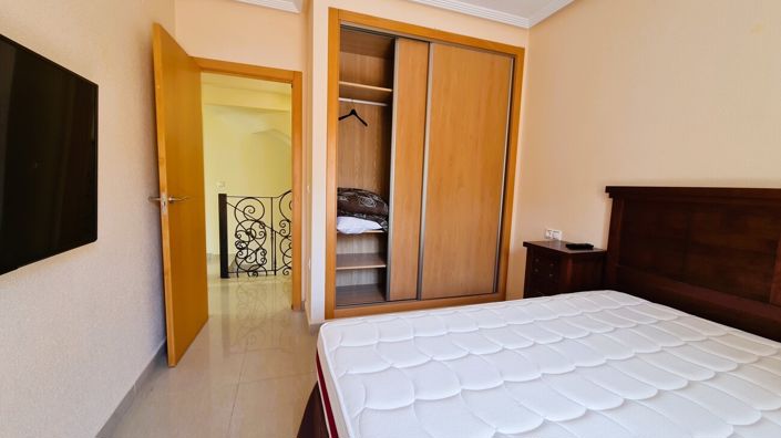 Image No.20-3 Bed Duplex for sale