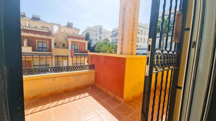 Image No.21-3 Bed Duplex for sale