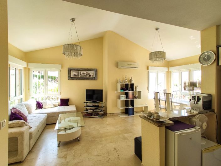 Image No.4-4 Bed Villa for sale