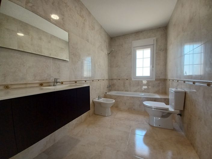 Image No.26-Villa de 5 chambres à vendre à Cabo Roig
