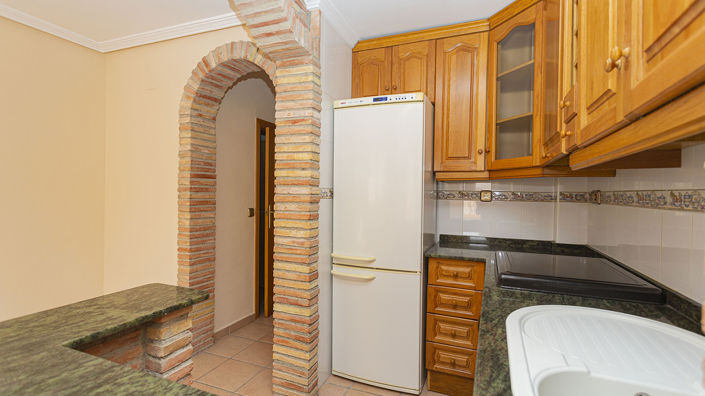 Image No.13-3 Bed Townhouse for sale