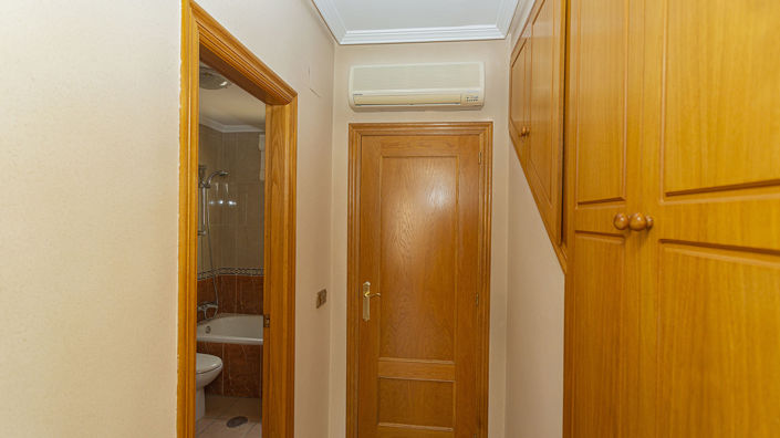 Image No.46-3 Bed Townhouse for sale
