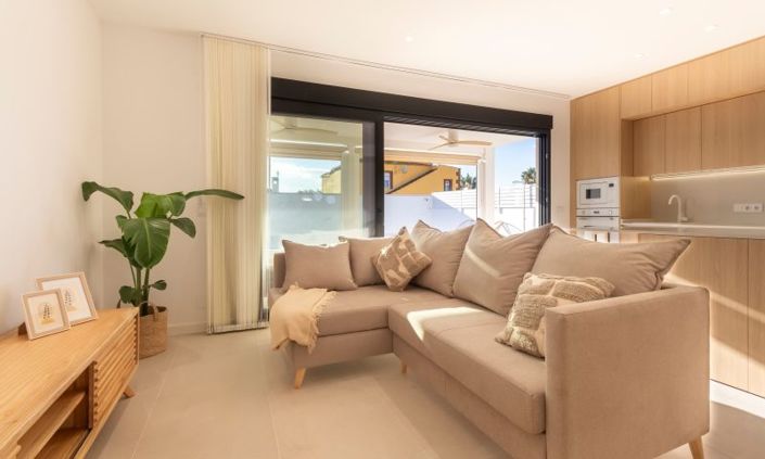 Image No.10-3 Bed Villa for sale