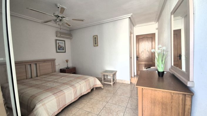 Image No.20-4 Bed Villa for sale