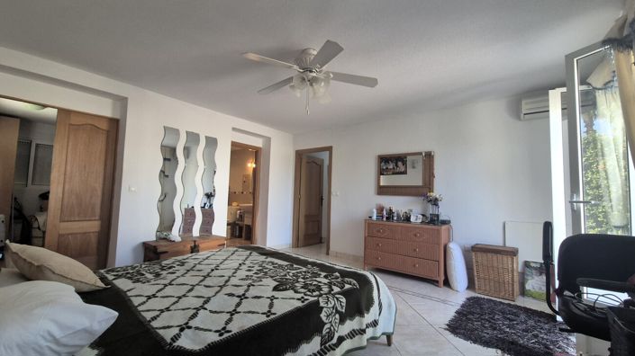 Image No.23-4 Bed Villa for sale
