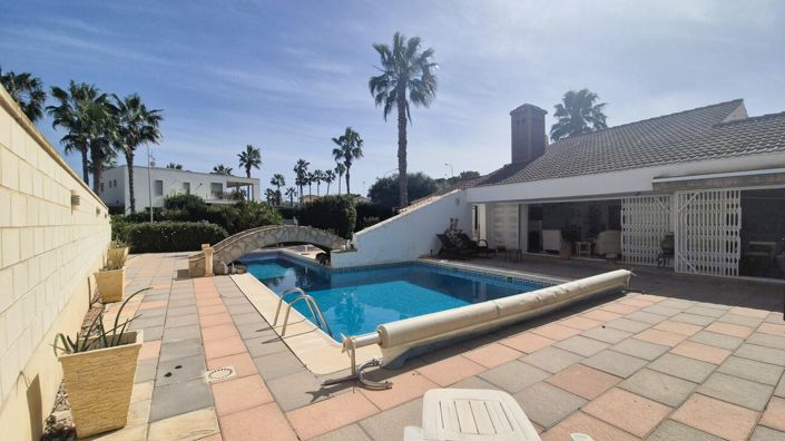 Image No.37-4 Bed Villa for sale