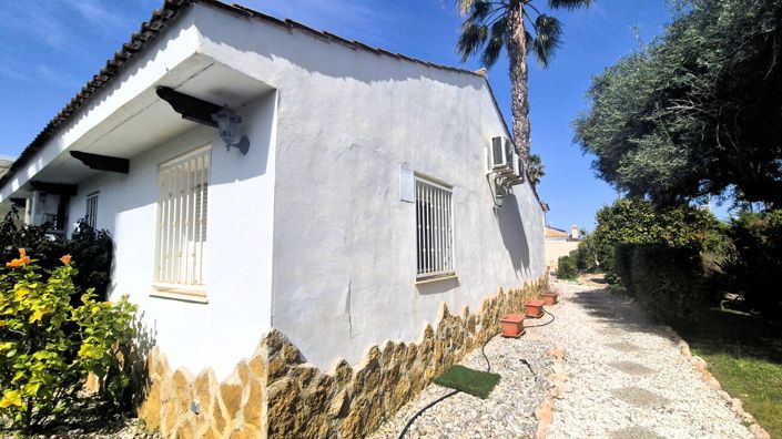 Image No.48-4 Bed Villa for sale