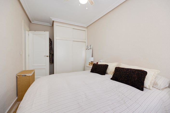 Image No.24-3 Bed Bungalow for sale