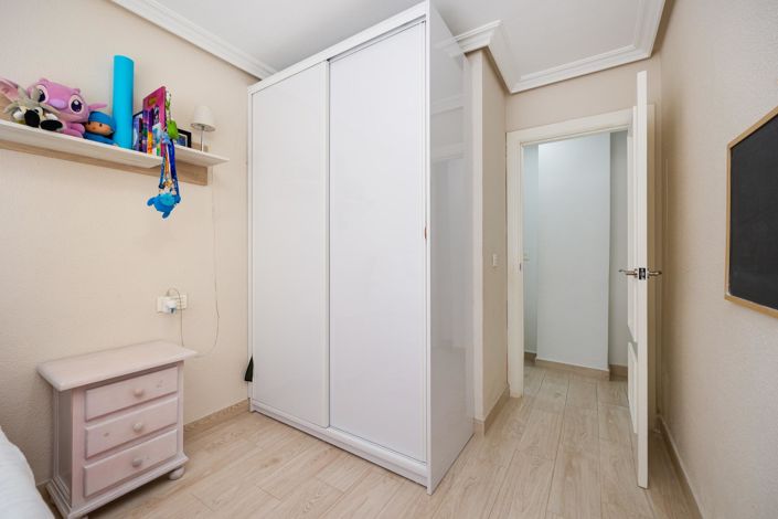 Image No.28-3 Bed Bungalow for sale