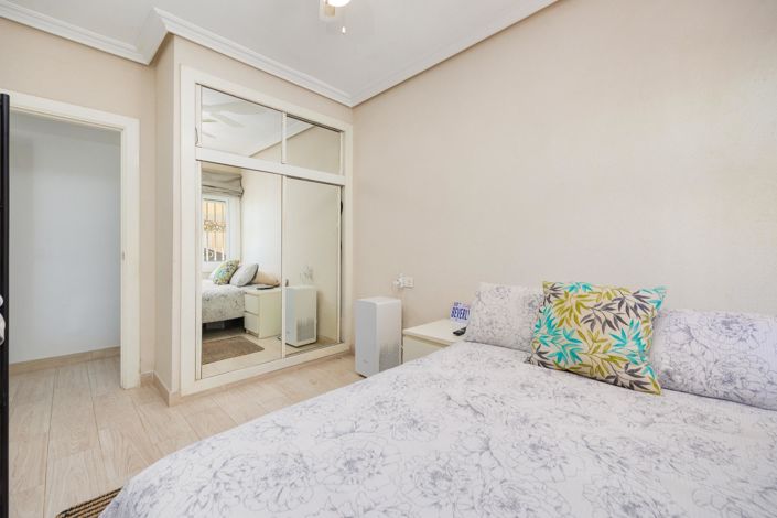 Image No.32-3 Bed Bungalow for sale