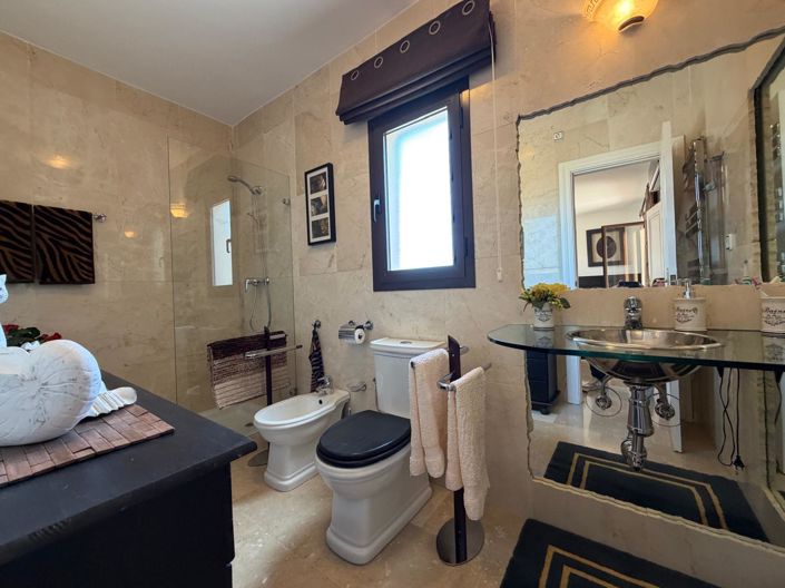 Image No.24-3 Bed Penthouse for sale