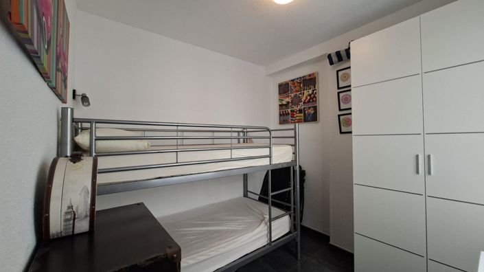 Image No.18-3 Bed Apartment for sale