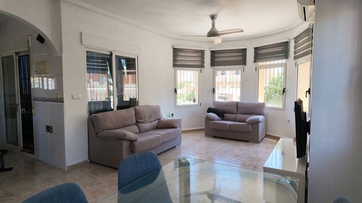 Image No.12-4 Bed Villa for sale