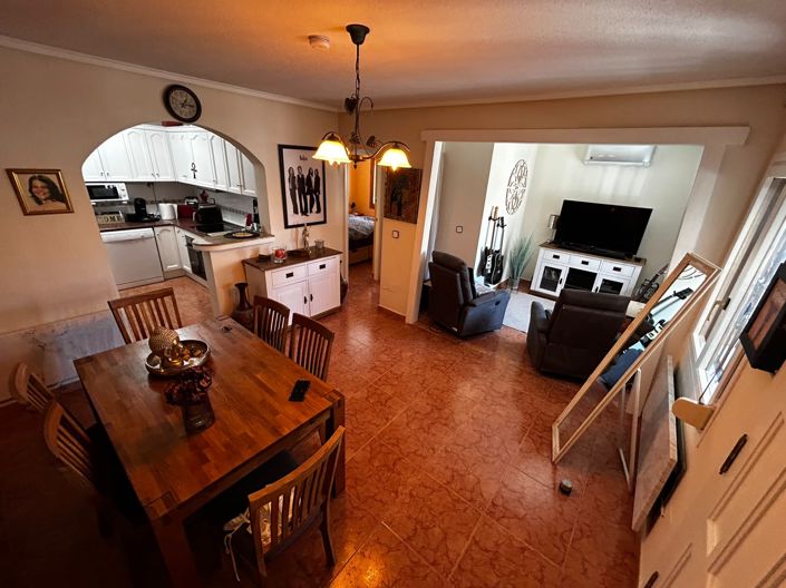 Image No.11-3 Bed Townhouse for sale