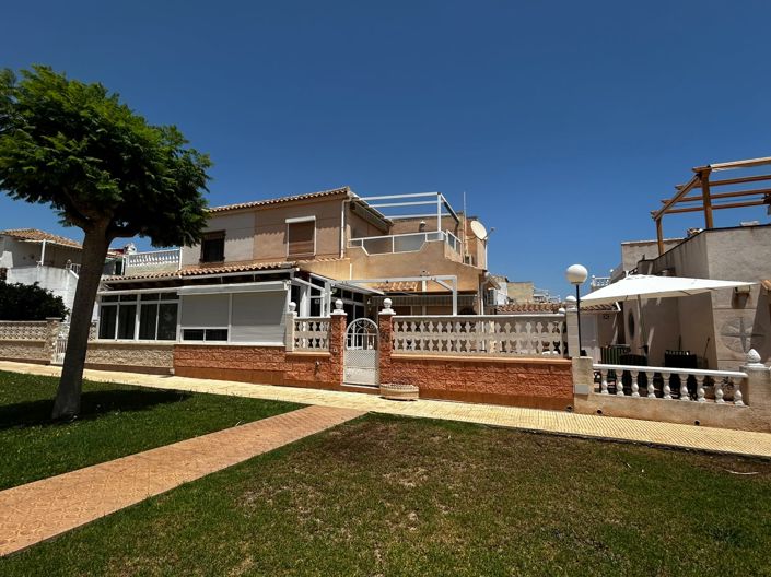 Image No.5-3 Bed Townhouse for sale