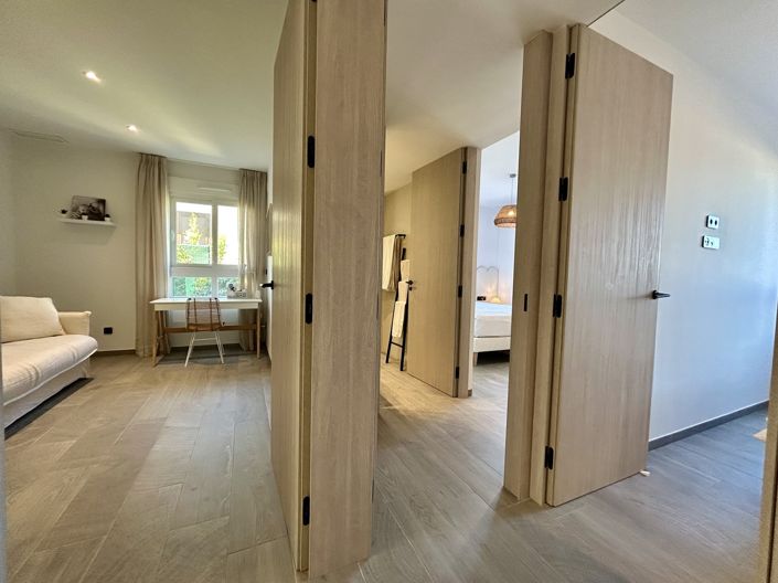 Image No.27-3 Bed Apartment for sale