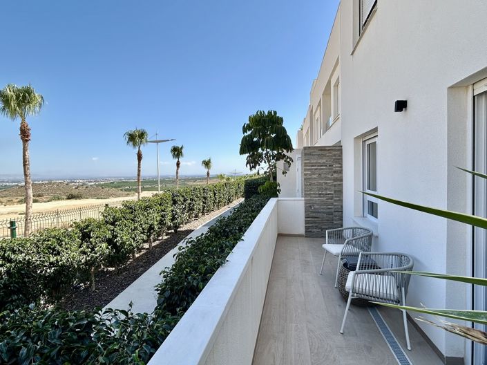 Image No.40-3 Bed Apartment for sale