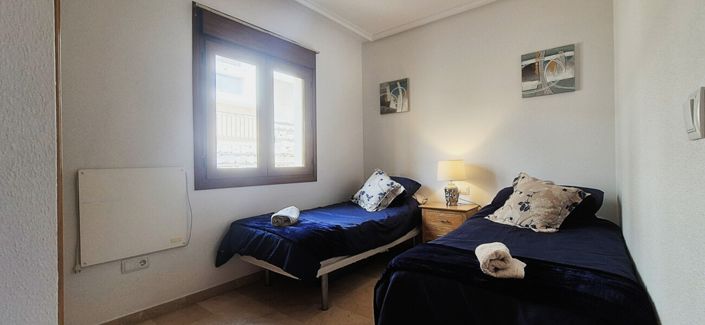 Image No.16-2 Bed Property for sale