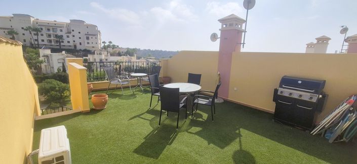 Image No.28-2 Bed Property for sale
