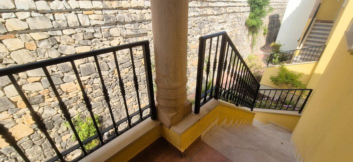 Image No.7-2 Bed Property for sale