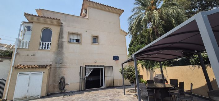 Image No.30-3 Bed Villa for sale