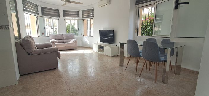 Image No.8-3 Bed Villa for sale