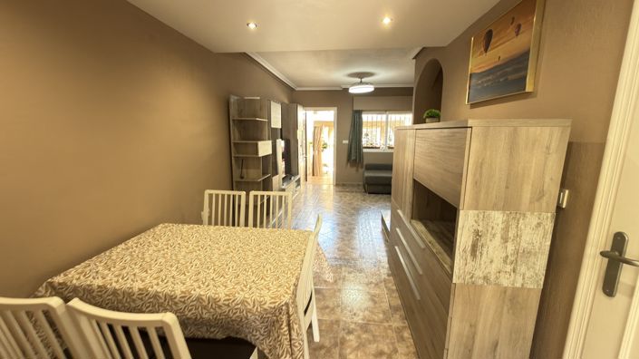 Image No.10-3 Bed Townhouse for sale