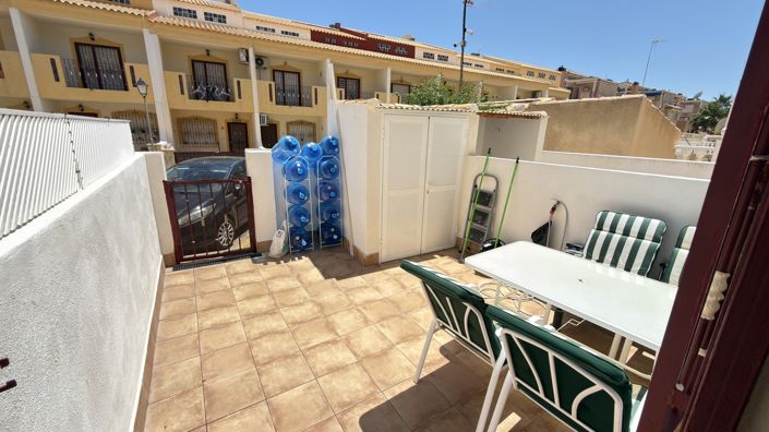 Image No.17-3 Bed Townhouse for sale