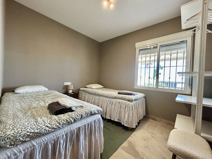 Image No.20-5 Bed Villa for sale