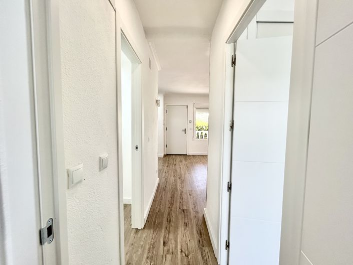 Image No.17-2 Bed Apartment for sale