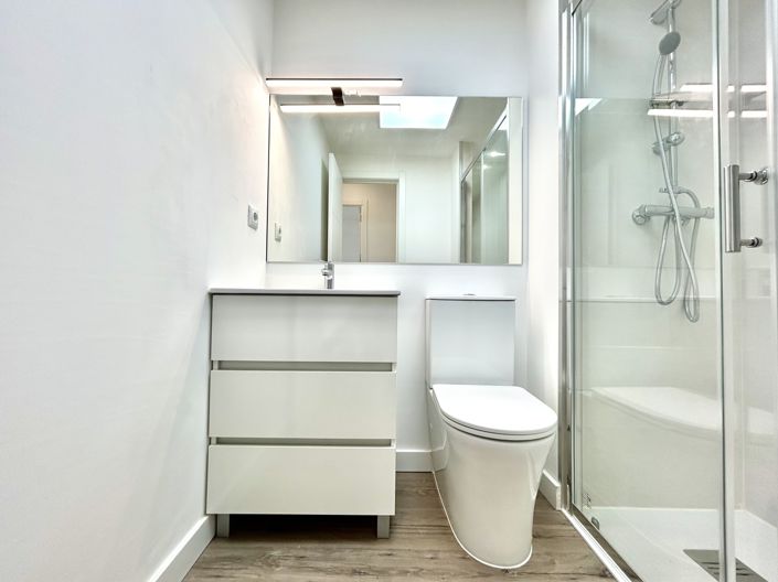 Image No.19-2 Bed Apartment for sale