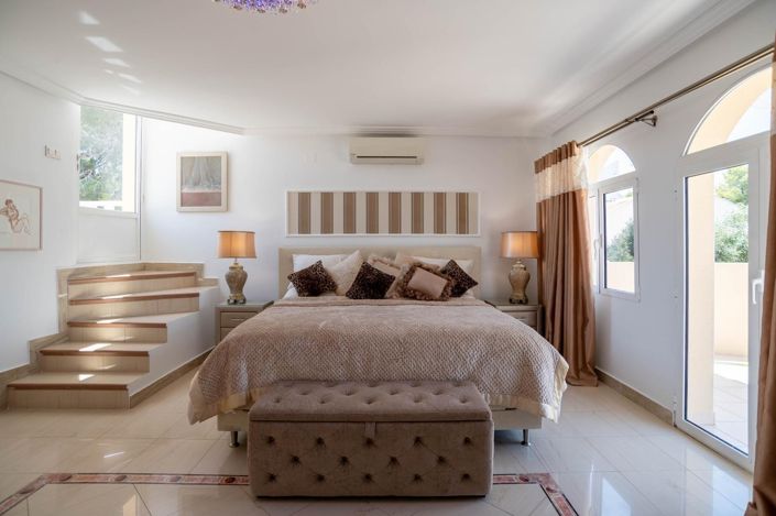 Image No.17-4 Bed Villa for sale