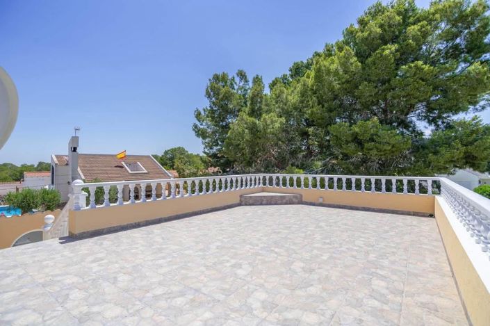 Image No.32-4 Bed Villa for sale