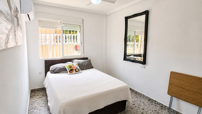 Image No.28-5 Bed Villa for sale