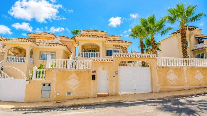 Image No.5-5 Bed Villa for sale