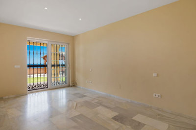 15-11d12f2f454f2f5e9b981fdd8b901d51