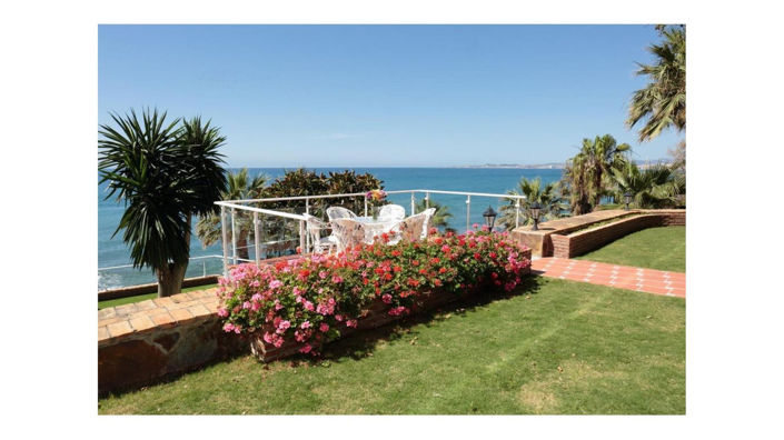 Image No.1-Propriété de 10 chambres à vendre à Benalmadena