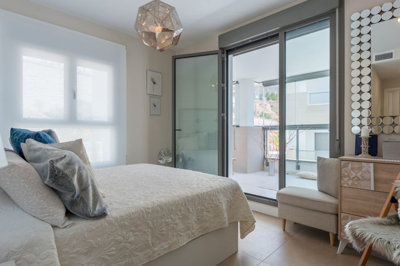 8-e64a9055bba3e77ac8aca3b893cdf826