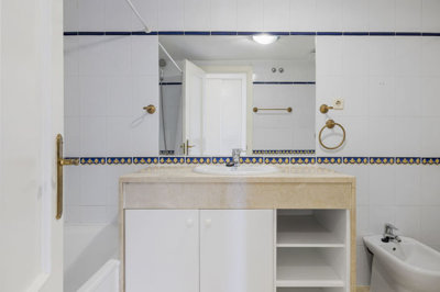 13-5fd73dea700db77384c091ca9818b1a9