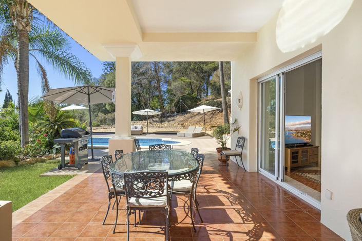 Image No.41-5 Bed Property for sale